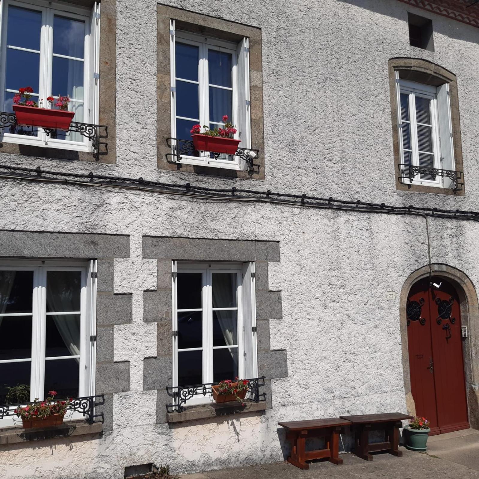 Number 22 - Le Dorat - Apartment 4 With Garden & Free Parking 外观 照片